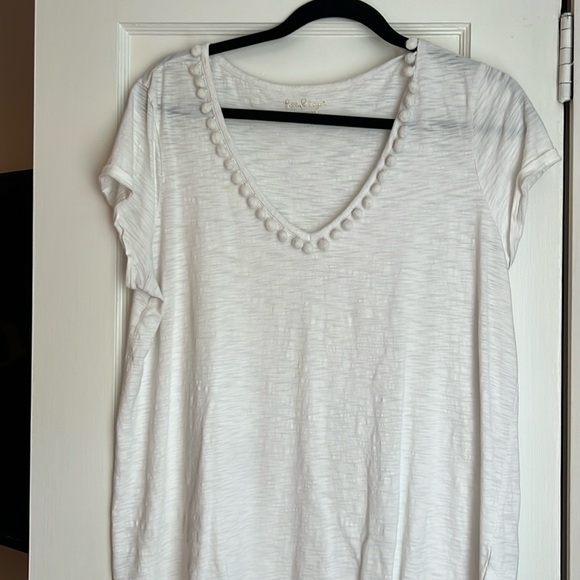 Lily Pulitzer white top with pom Pom accents size large - Picture 1 of 5